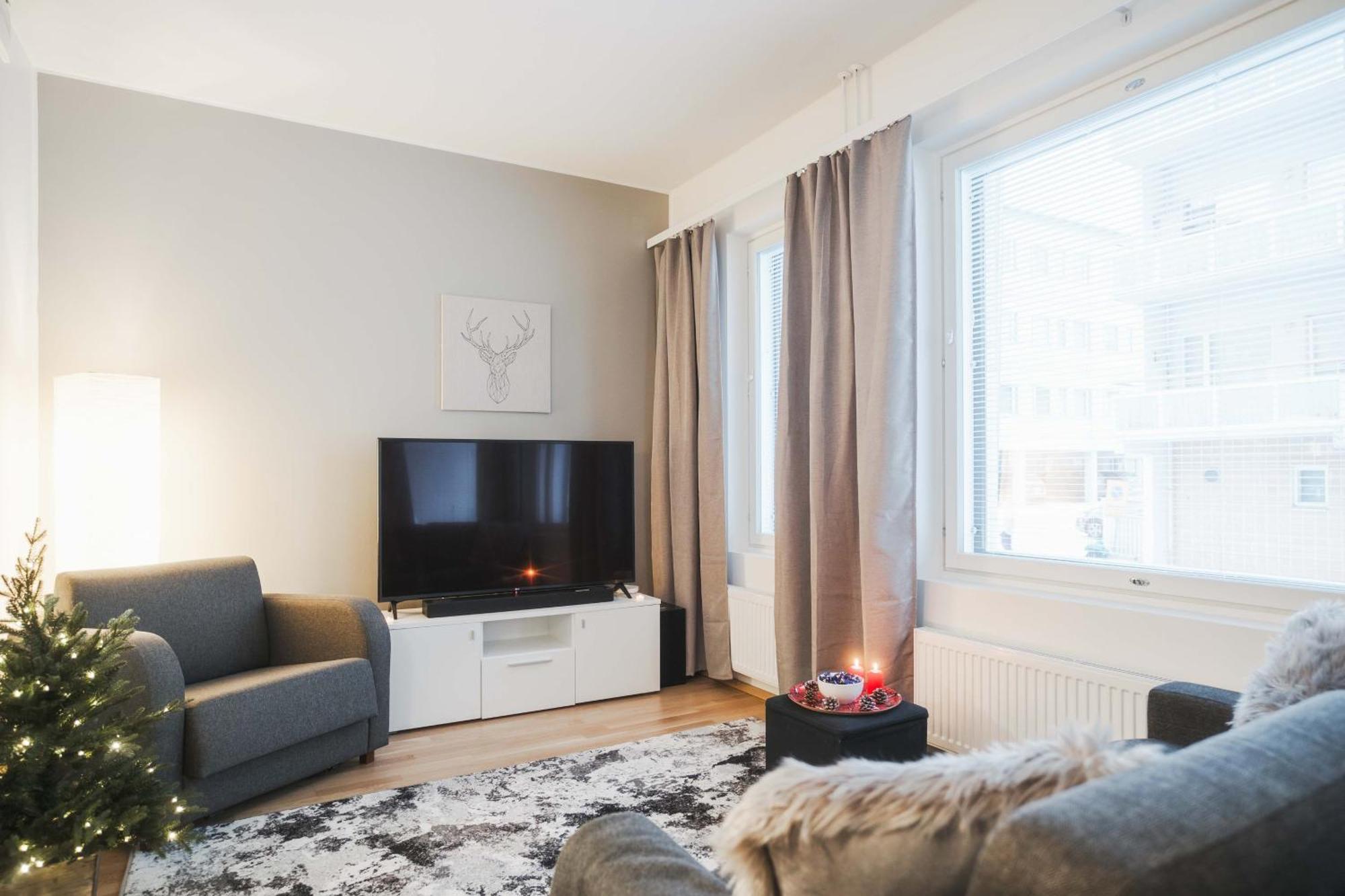 Cozy City Apartment With Sauna Рованиеми Екстериор снимка